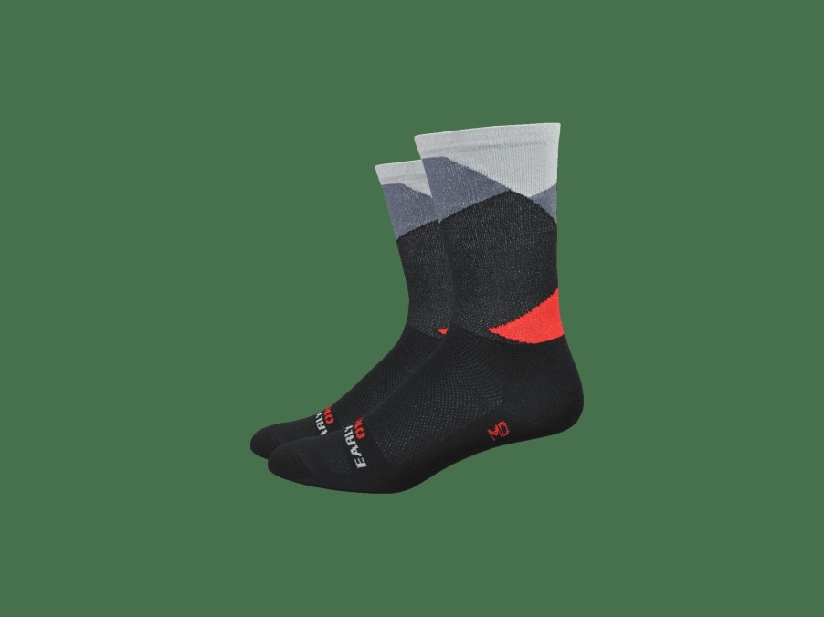 Apparel Trek Socks | Defeet Aireator Ornot 6'' Intersection Socks